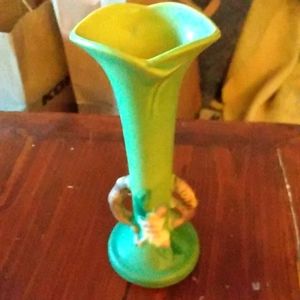 Antique Rare Green 💚 Roseville Bud Vase
